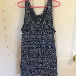 Navy patterned ribbed tank top.